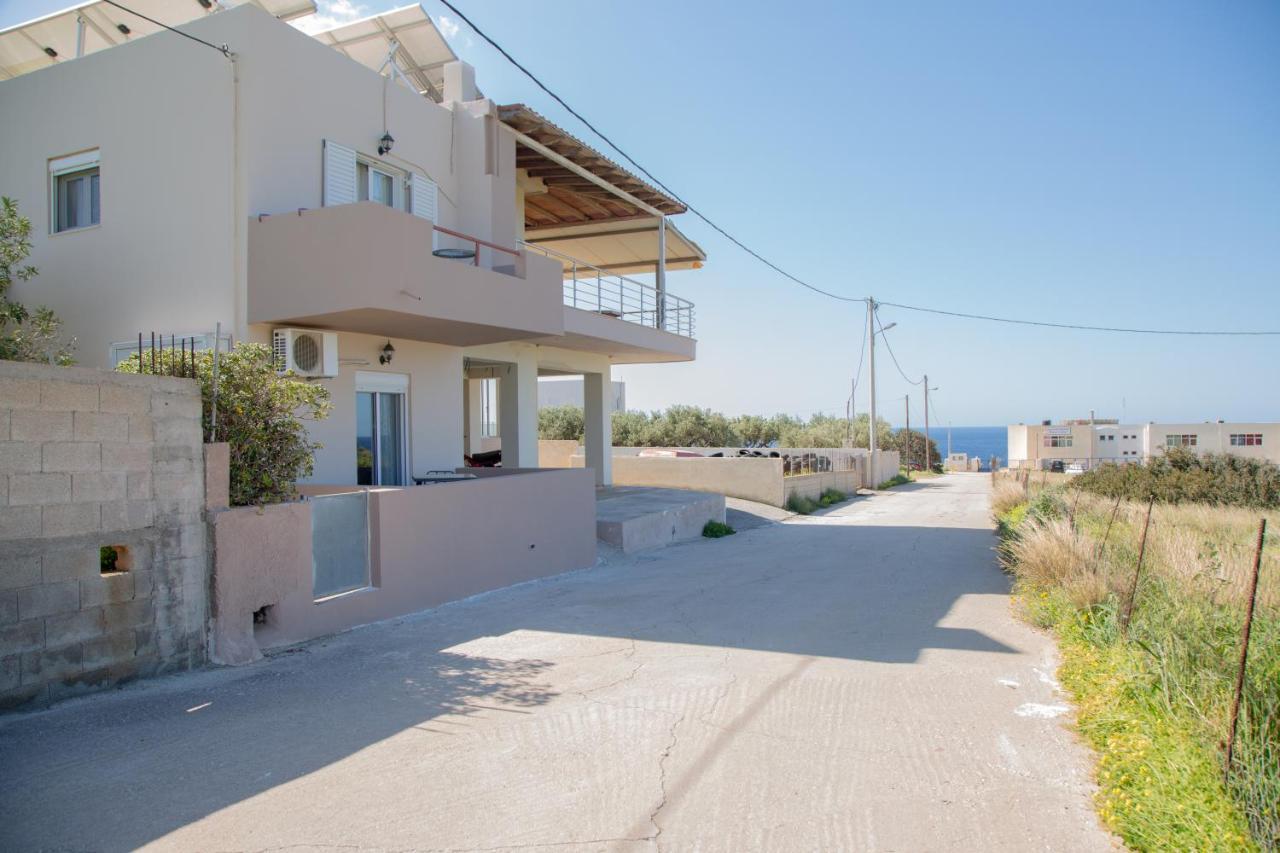 Studio Athena With Panoramic View Of Makrygialos Pilalimata Exterior photo