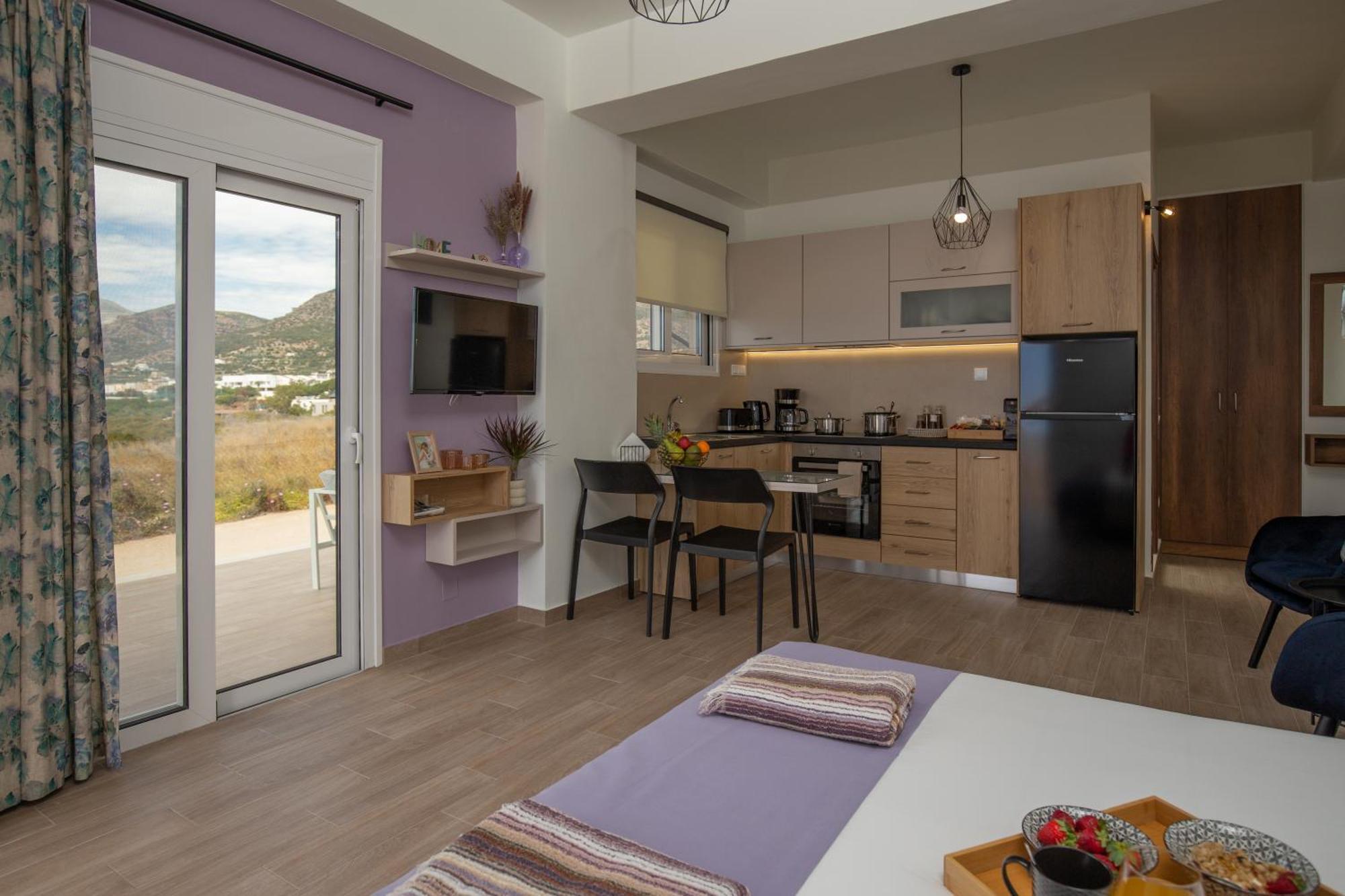 Studio Athena With Panoramic View Of Makrygialos Pilalimata Exterior photo